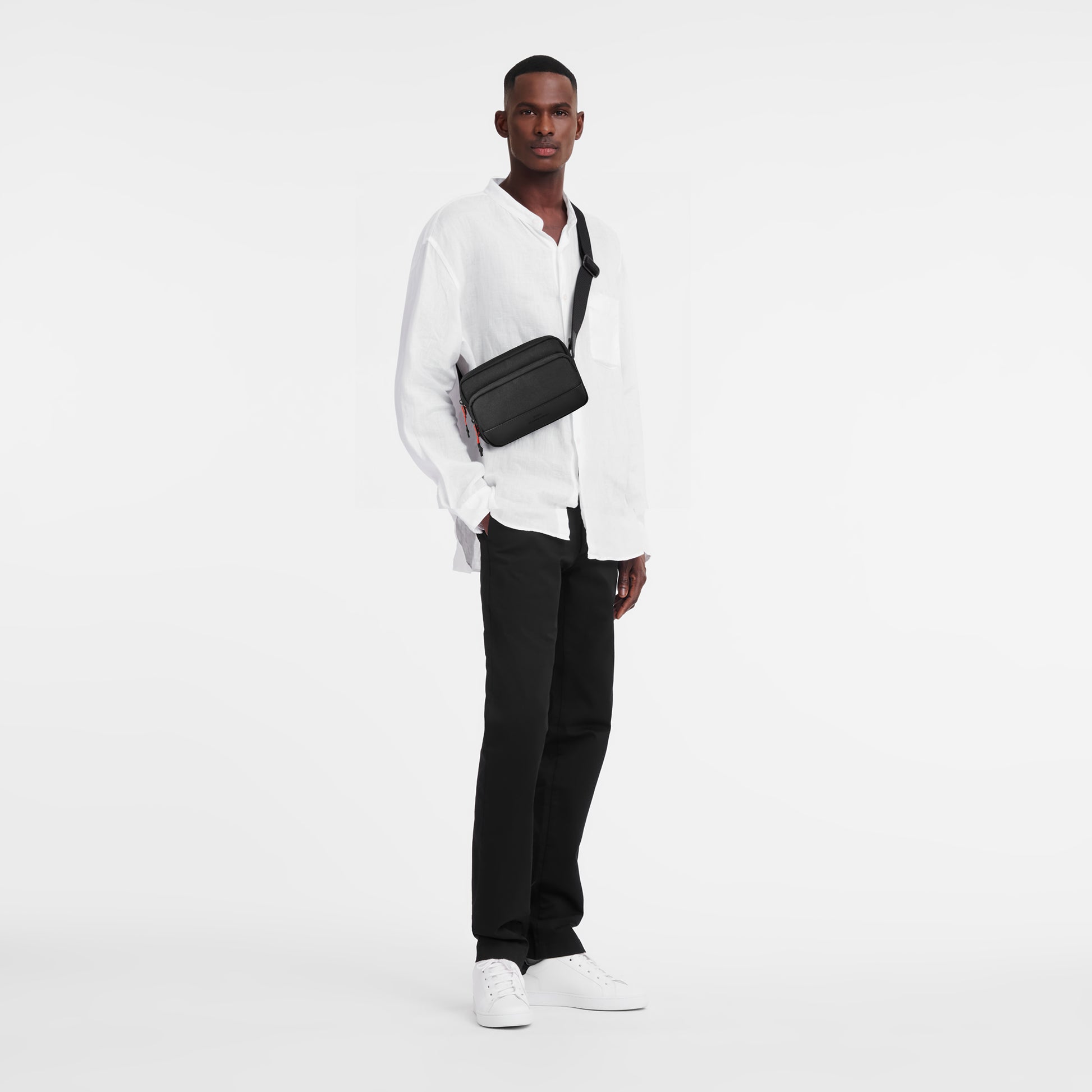 Essen 2 in 1 Crossbody Bag - WiWU